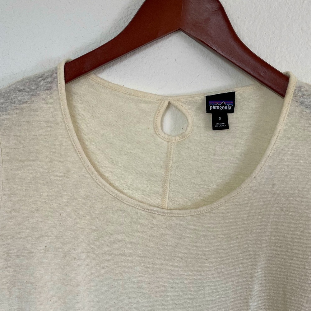Yellow Patagonia t-shirt - Picture 2 of 3